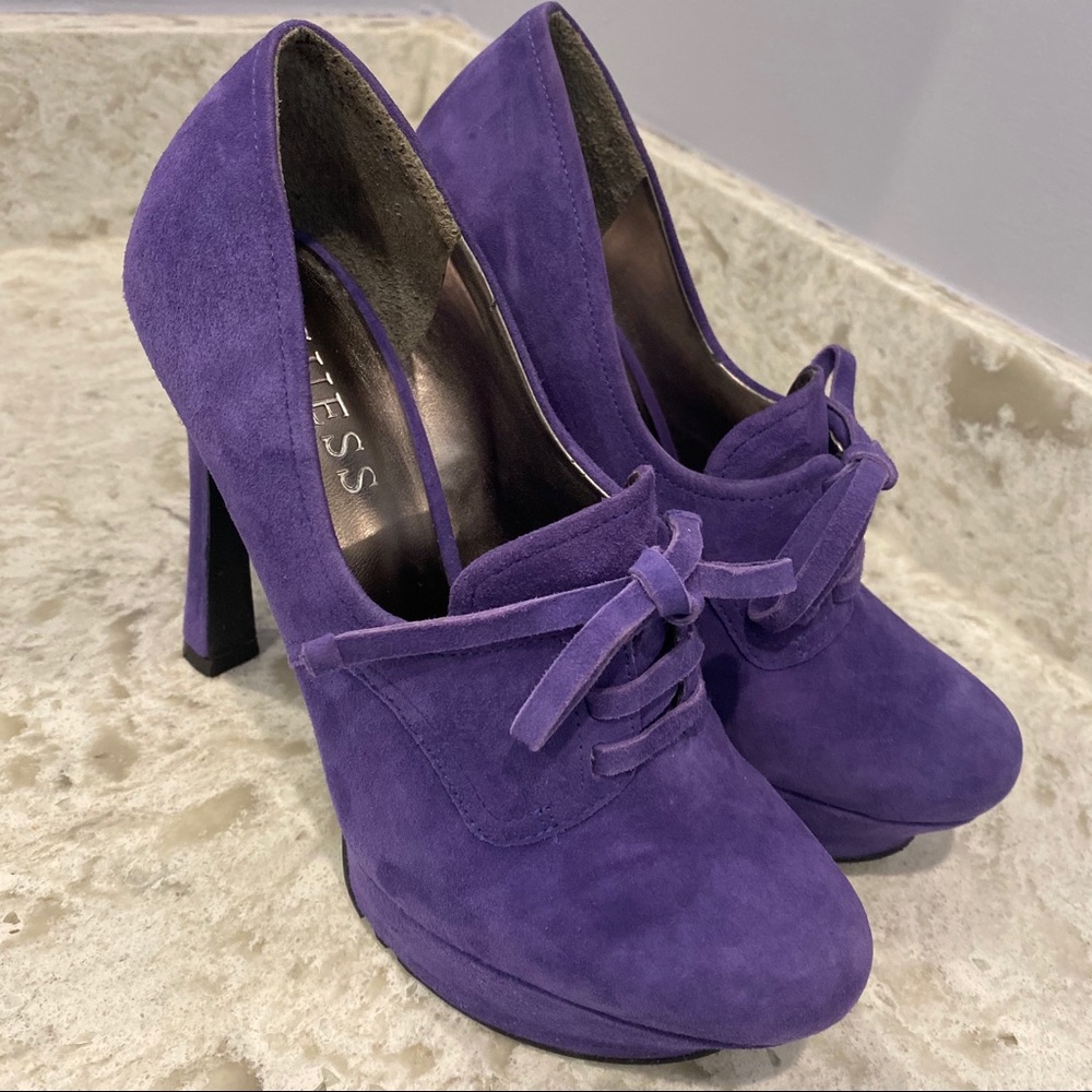 Guess Purple Suede Velvet Heels with Bow Size 5